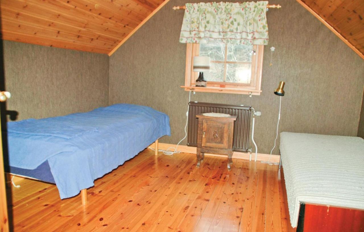 Cozy Home In Uddevalla With Wifi Haljebol Экстерьер фото