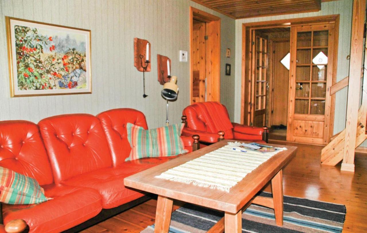 Cozy Home In Uddevalla With Wifi Haljebol Экстерьер фото